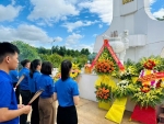 Trường Cao đẳng Luật miền Trung tổ chức dâng hoa, dâng hương tri ân các anh hùng liệt sĩ nhân dịp 27/7