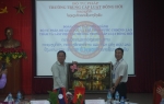 Đoàn công tác liên ngành Bộ Tư pháp, Bộ Giáo dục và Thể thao nước CHDCND Lào thăm và làm việc tại Trường Trung cấp Luật Đồng Hới
